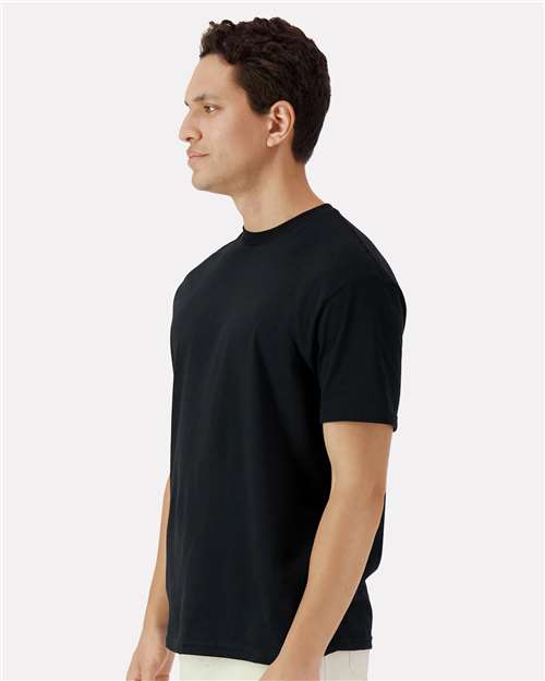 Gildan Unisex Light Cotton T-Shirt 3000