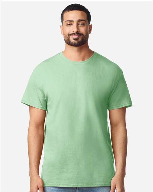 Gildan Unisex Light Cotton T-Shirt 3000