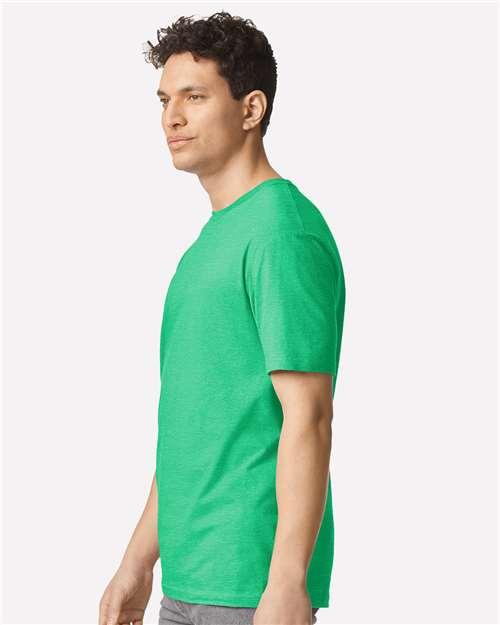 Gildan Unisex Light Cotton T-Shirt 3000