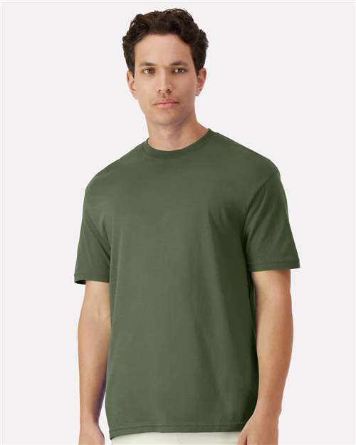 Gildan Unisex Light Cotton T-Shirt 3000