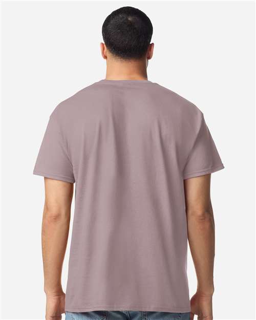 Gildan Unisex Light Cotton T-Shirt 3000
