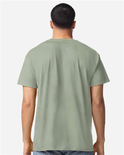 Gildan Unisex Light Cotton T-Shirt 3000