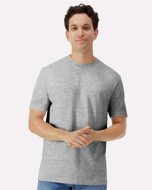 Gildan Unisex Light Cotton T-Shirt 3000
