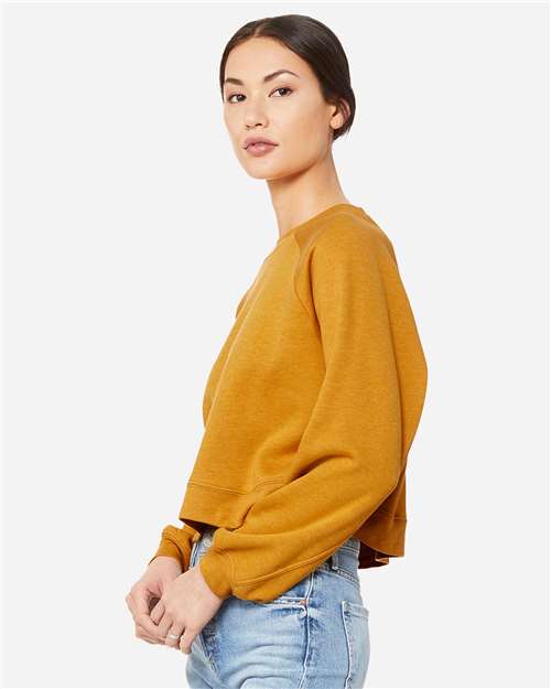 BELLA + CANVAS Women's Crop Raglan Fleece Crewneck Sweatshirt 7505