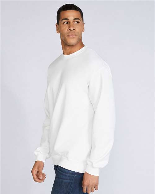 Gildan Unisex Softstyle® Midweight Crewneck Sweatshirt SF000
